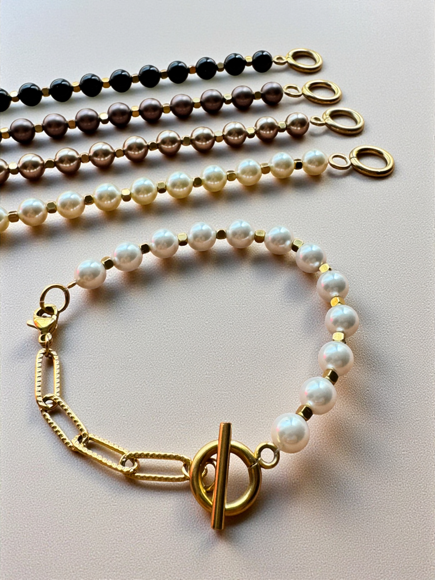 Модулнa гривна Pearl Muse