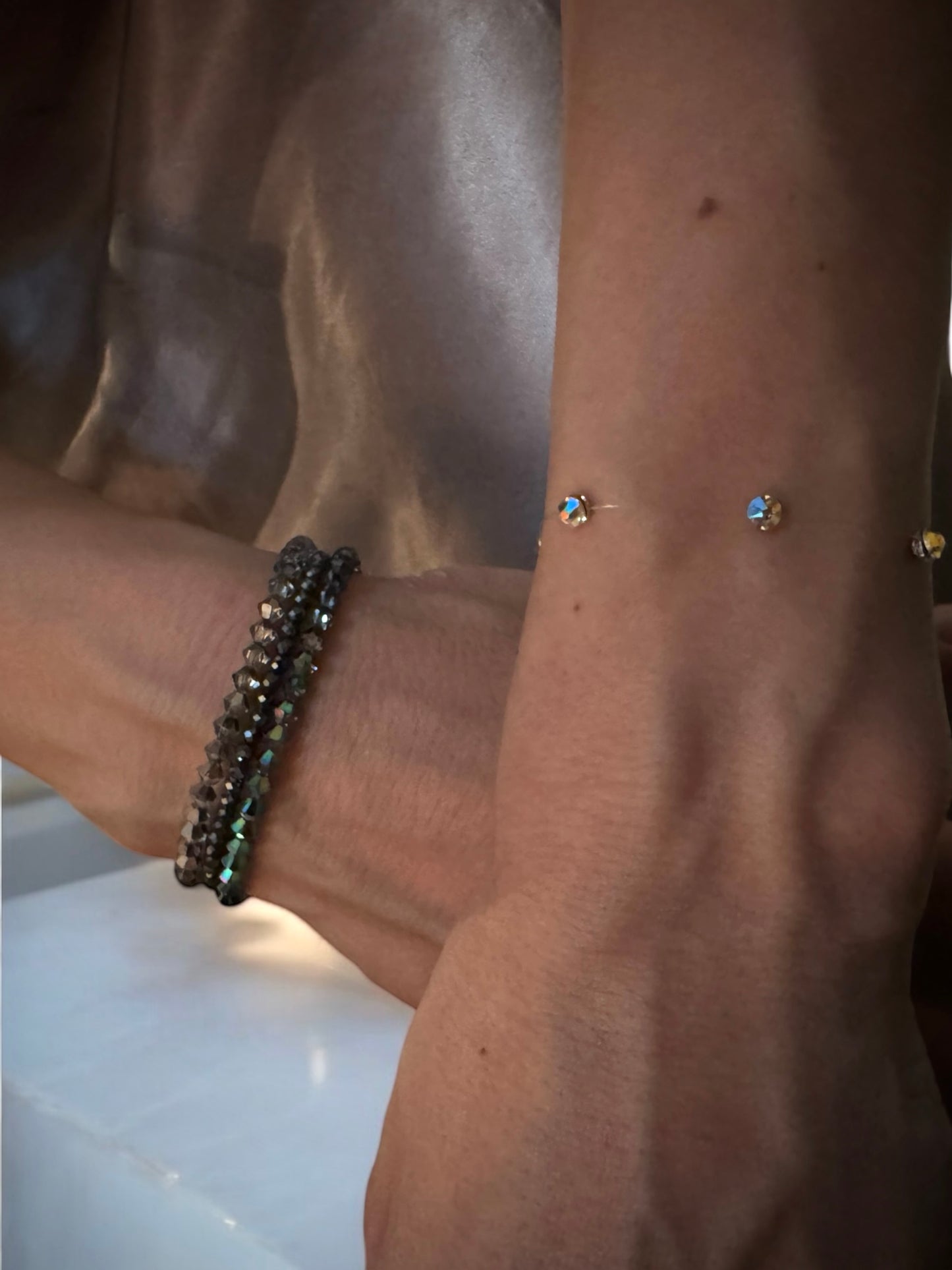 Гривна за ръка Aura с камъни Swarovski